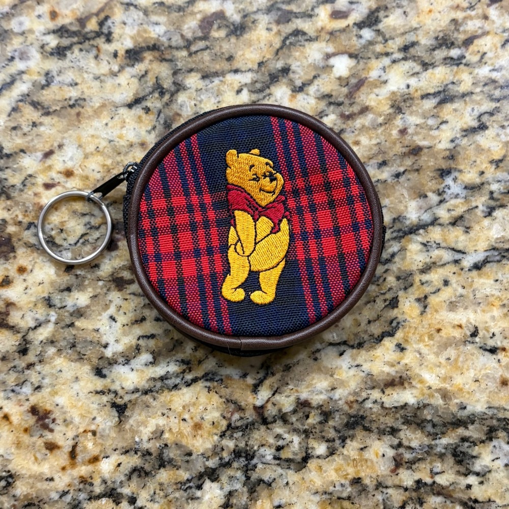 Vintage Disney Winnie the Pooh Plaid Embroidered Round Coin Purse‎ Keychain